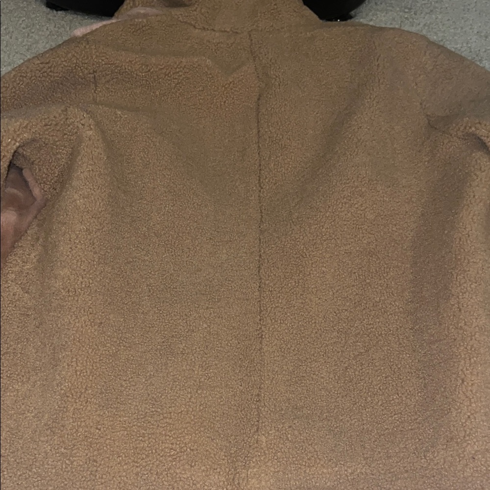 Nwt vegan fur jacket - Picture 6 of 6